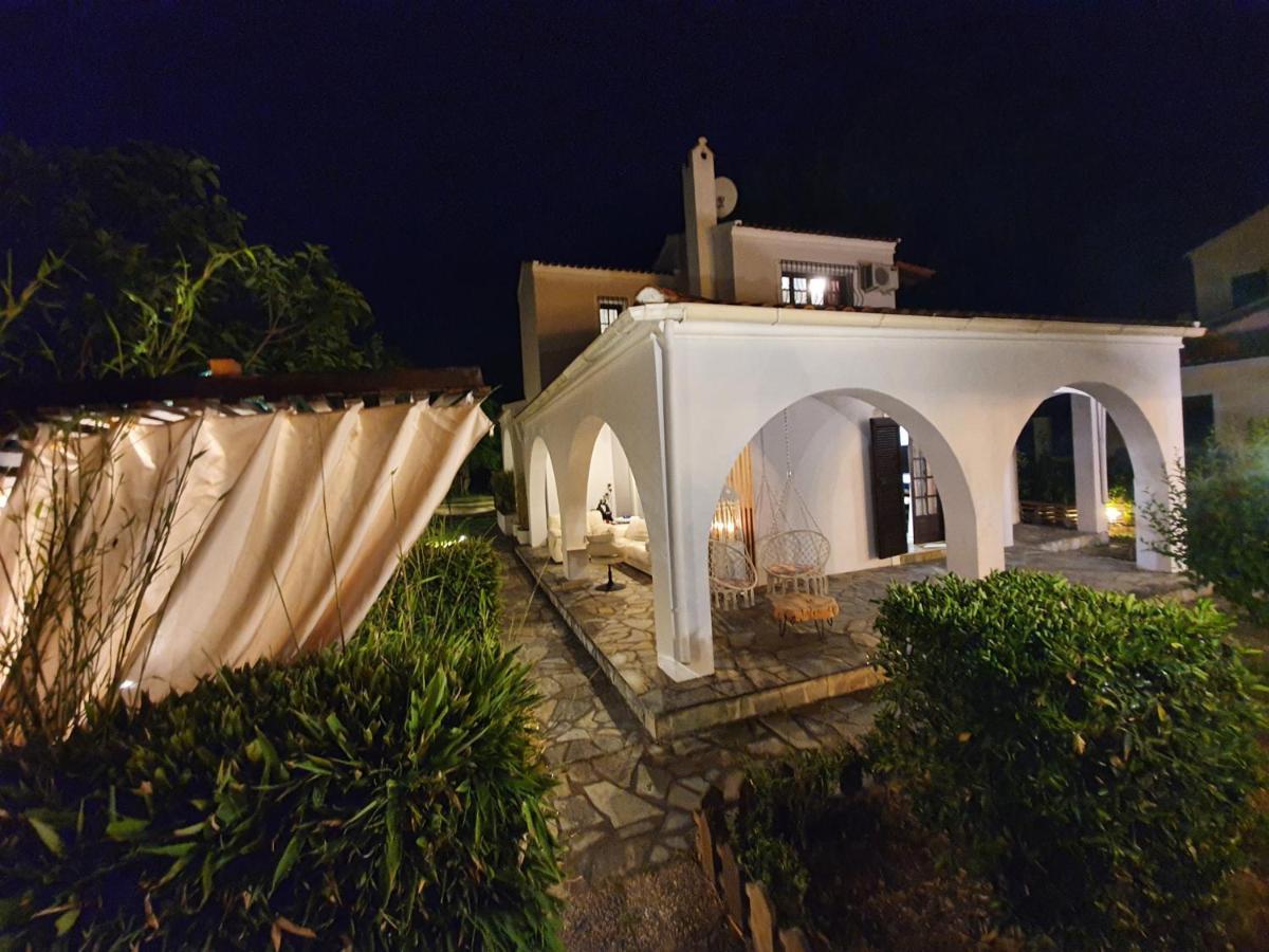 Villa Georgia Akharávi Eksteriør bilde